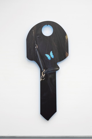 rosa butterfly (from keta femmunism to somatic interspecies communism), 2022.
UV print on light-weight foam board
210 x 89 x 1.9 cm. In collaboration with Andrey Bogush, in: Tagesschau, 2022, Mountains, Berlin. 
Photo: BQ Foto